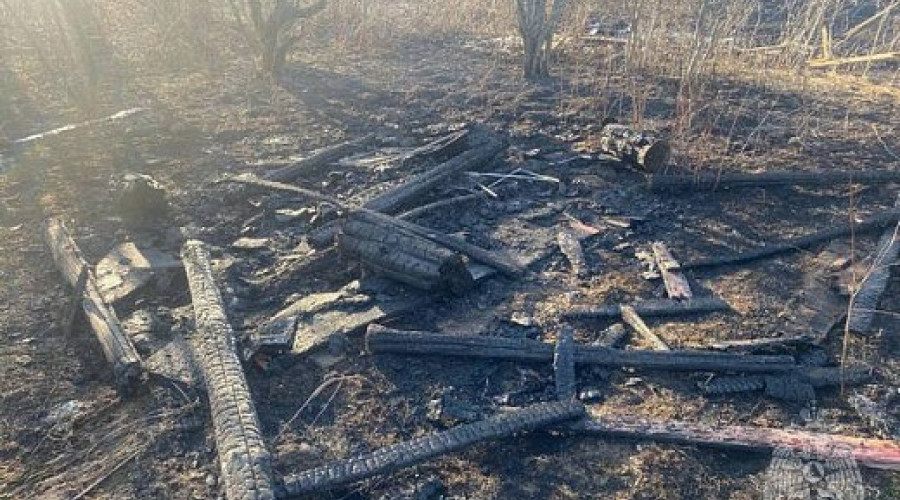 В Ивановской области из-за поджога травы сгорели три дома