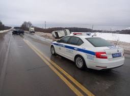 Полиция разбирается в обстоятельствах утреннего ДТП