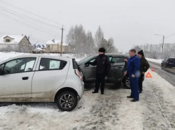  При лобовом столкновении автомобилей погиб грудной ребенок