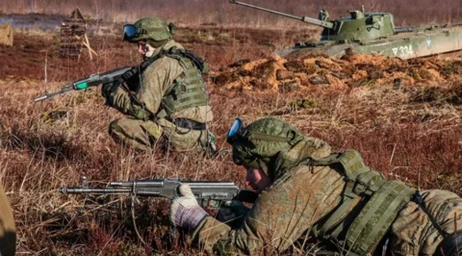 Ходаковский рассказал о разнице между окопниками и «холеными тыловыми военными»