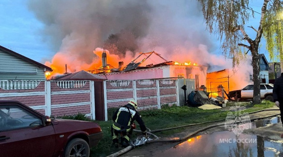 Подробности крупного пожара на 7-й Вишневой улице в Иванове