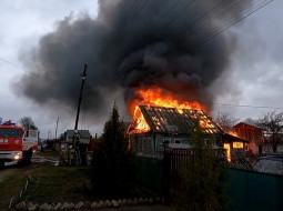 На пожаре в Ивановской области  погибли люди