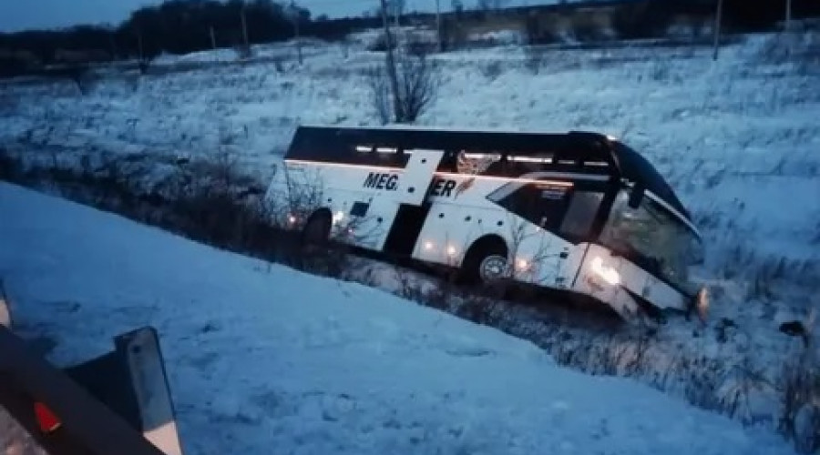  В ДТП с автобусом шесть человек погибли и 17 пострадали