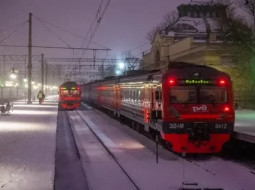 В Ленинградской области под колёсами электрички погибла восьмиклассница