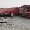 В смертельном ДТП с грузовиком на российской трассе пострадали 13 человек
